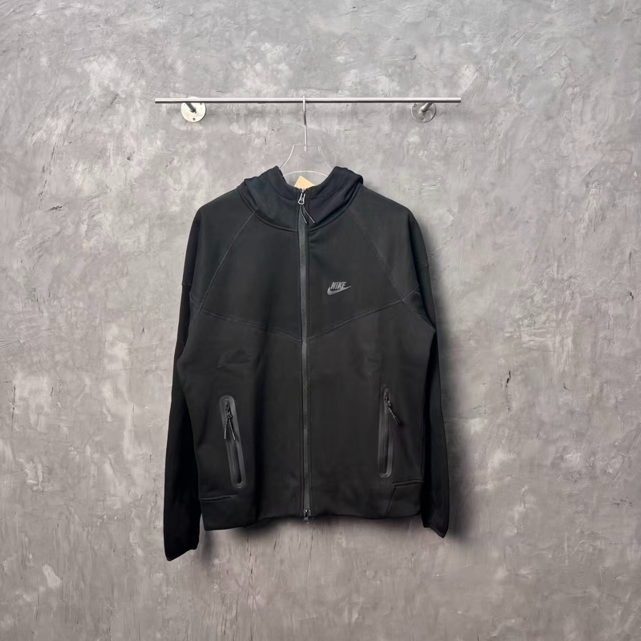 NIKE TECH FLEECE CONJUNTO