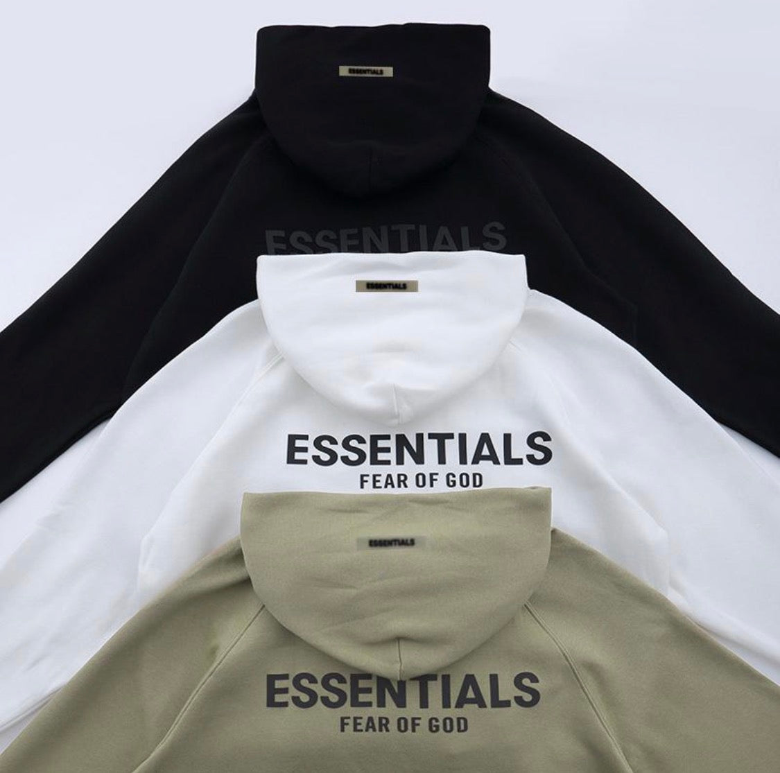 CONJUNTO ESSENTIALS S22