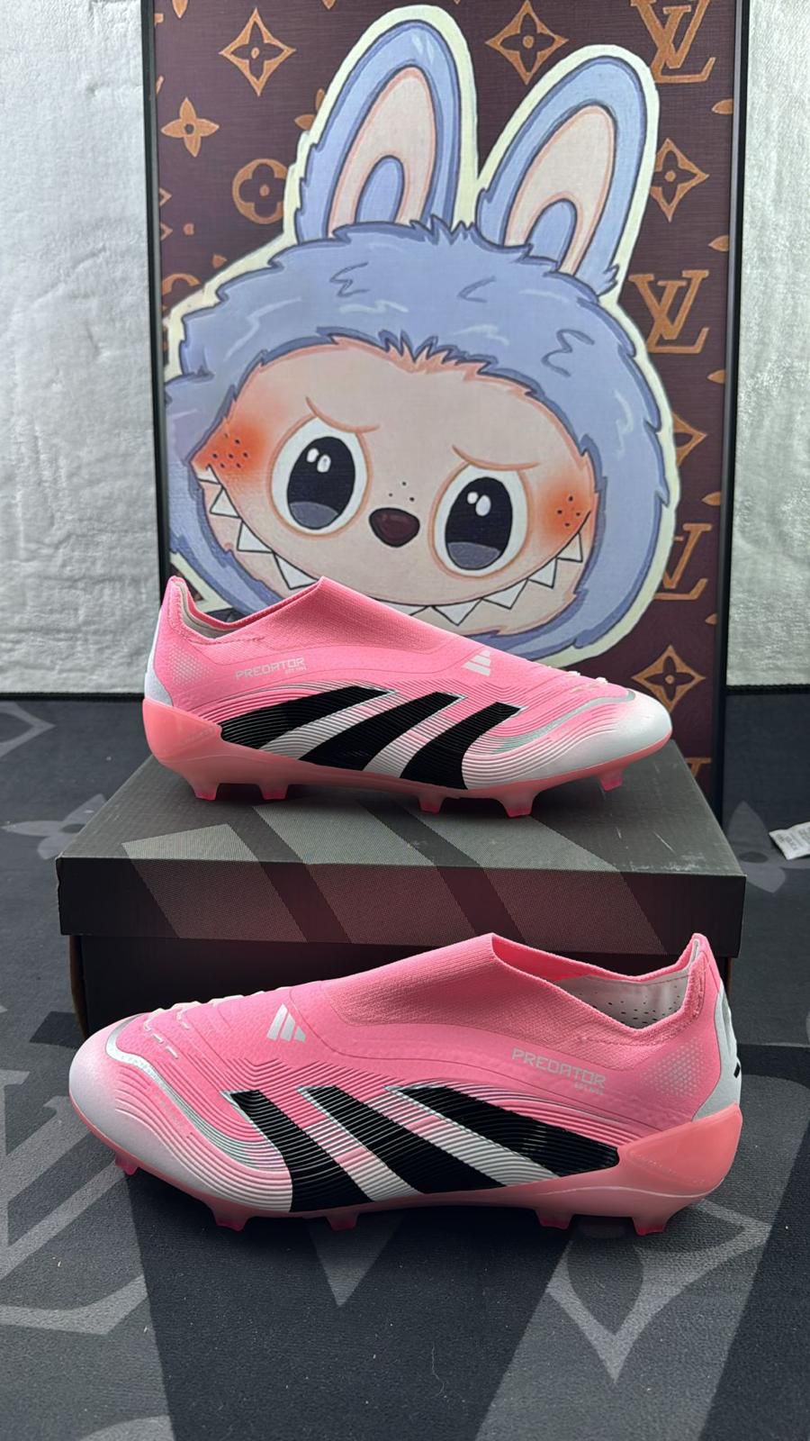 ADIDAS PREDATOR ELITE LACELESS FG