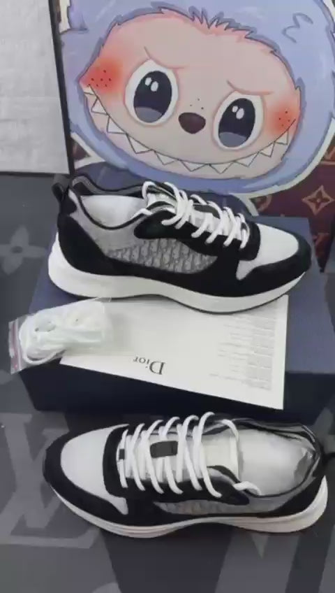 DIOR B25 RUNNER